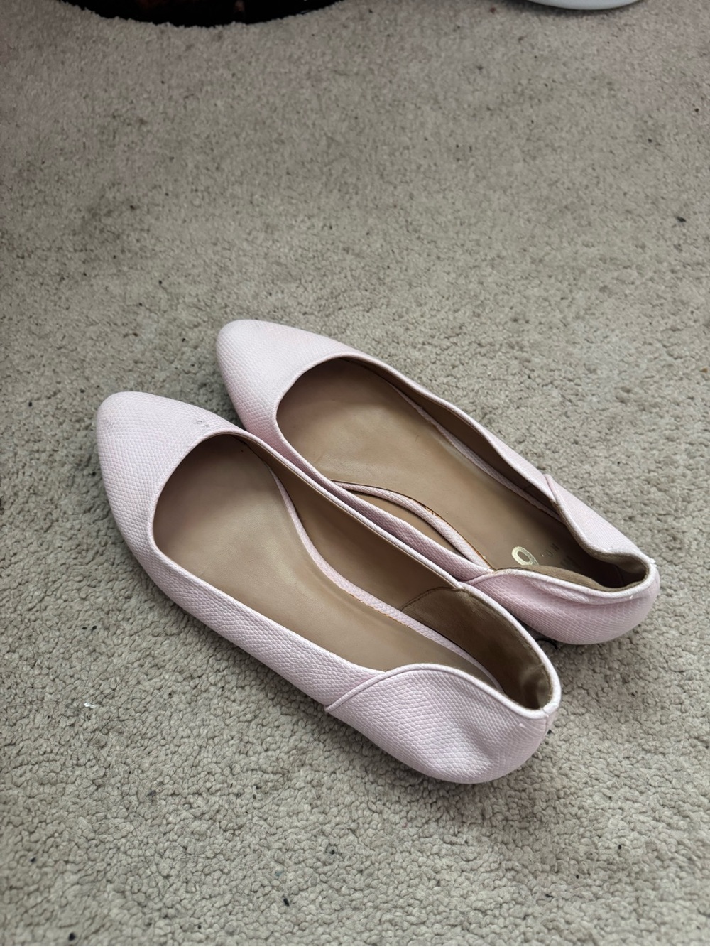 Women’s Pink Textured Pointed Ballet Flats - Picture 2 of 3